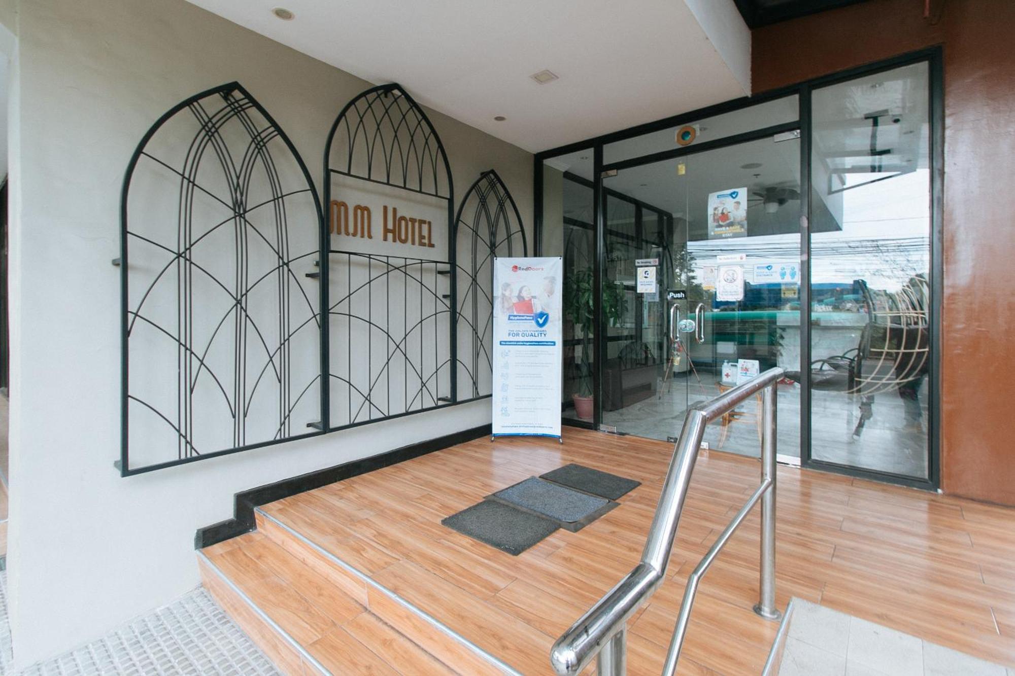 RedDoorz Plus near Bamboo Organ Las Piñas Exterior foto